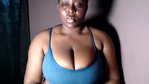 Snapshot of sexy_wet_ria chatting on June 8, 9:09 am ria online show from June 8, 9:09 am