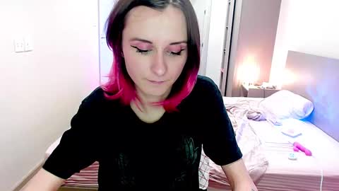 Mandy Green online show from December 5, 8:00 pm