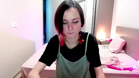 Mandy Green online show from December 10, 11:51 pm