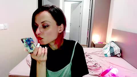 Mandy Green online show from December 18, 10:13 pm