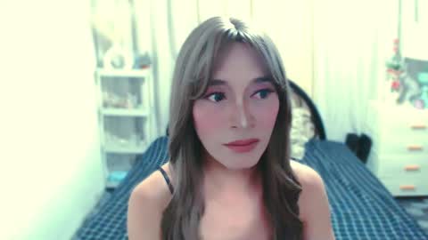 sexy_yllona online show from April 26, 3:04 am