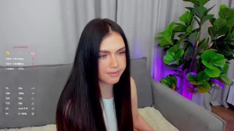 Lou online show from April 4, 10:18 pm