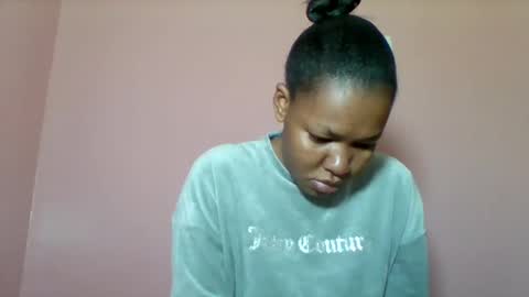 sexyapple2002 online show from September 11, 7:19 am