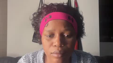 sexyasszeeee online show from April 22, 6:20 pm