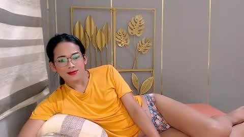 xxAndreaxx online show from March 12, 9:10 pm