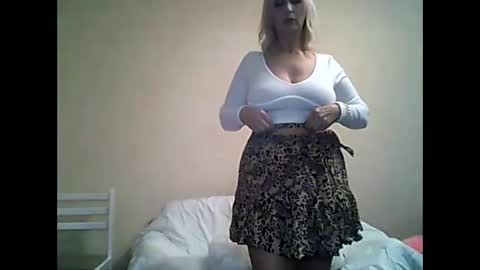 sexybabyforyou online show from December 3, 6:37 am