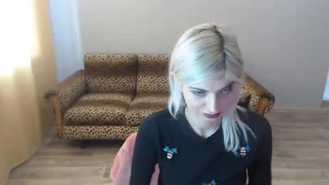 Snapshot of sexybeatriice chatting on January 2, 10:26 am sexybeatriice online show from January 2, 10:26 am