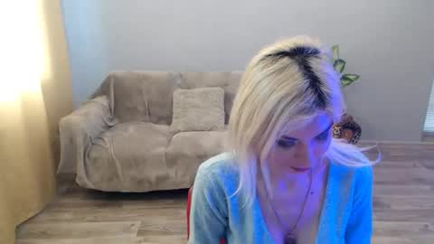 Snapshot of sexybeatriice chatting on April 24, 6:27 am sexybeatriice online show from April 24, 6:27 am