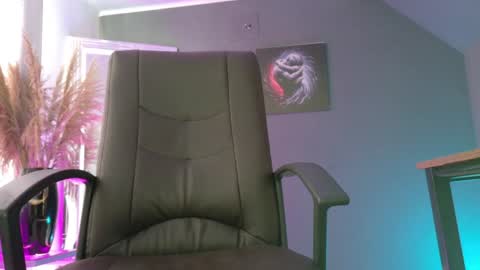 sexyblack online show from December 6, 12:49 pm