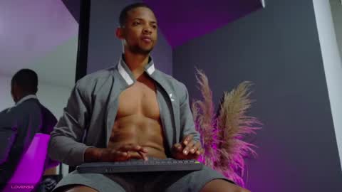 sexyblack online show from January 31, 9:37 am