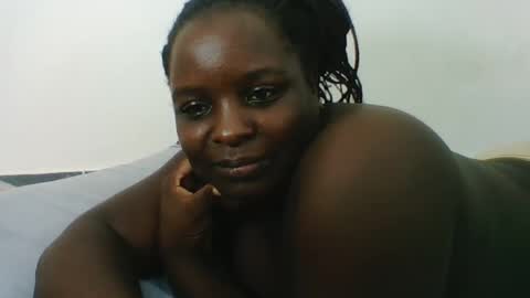 Snapshot of sexyblackgal10 chatting on September 8, 5:56 pm sexyblackgal10 online show from September 8, 5:56 pm