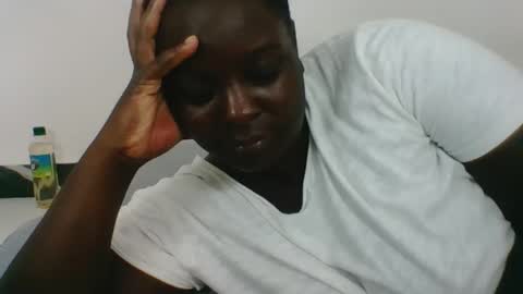 Snapshot of sexyblackgal10 chatting on September 12, 6:02 am sexyblackgal10 online show from September 12, 6:02 am