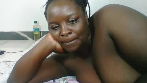 Snapshot of sexyblackgal10 chatting on September 13, 4:40 pm sexyblackgal10 online show from September 13, 4:40 pm