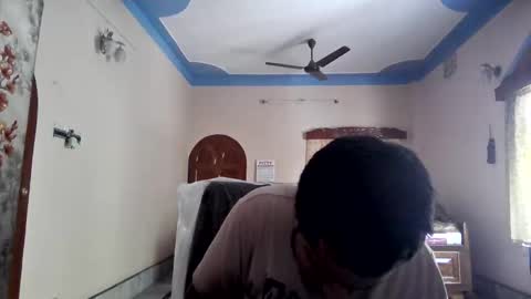 xcxcxcx online show from November 3, 4:36 am