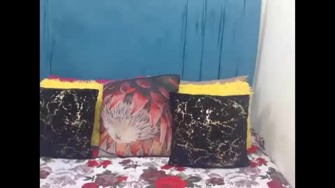 Snapshot of sexyboobsx2 chatting on October 18, 4:41 pm sexyboobsx2 online show from October 18, 4:41 pm