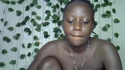 Snapshot of sexybree_love chatting on December 5, 11:49 am sexybree_love online show from December 5, 11:49 am