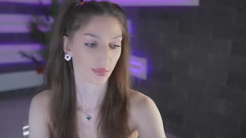 Celline online show from March 22, 5:22 am