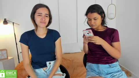 chanell and yina online show from December 22, 4:06 pm