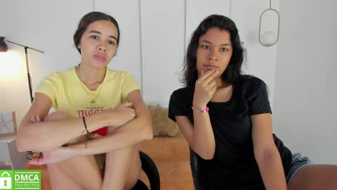 chanell and yina online show from December 23, 1:03 pm