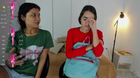 chanell and yina online show from December 30, 12:42 pm