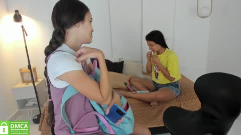 chanell and yina online show from January 24, 12:41 pm