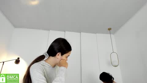 chanell and yina online show from March 10, 12:48 pm