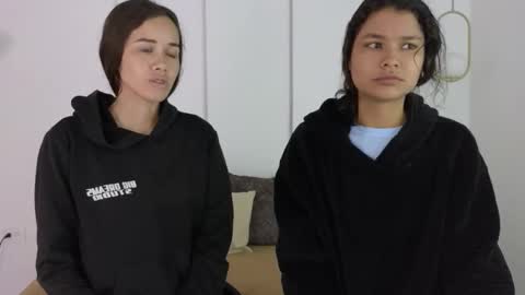 chanell and yina online show from September 25, 1:15 pm