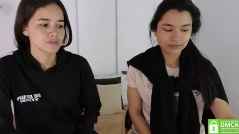 chanell and yina online show from November 4, 1:21 pm