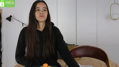 chanell and yina online show from February 1, 1:20 pm