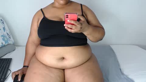 Snapshot of sexychill2000 chatting on November 23, 11:37 pm SEXYCHILL online show from November 23, 11:37 pm