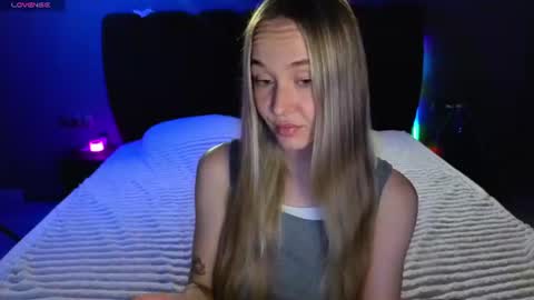 Sophia online show from June 19, 2:32 pm