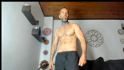 Antonioylola online show from May 14, 2:24 pm