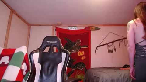 Snapshot of sexycoloradolovers chatting on February 19, 6:31 am Austin and Megan online show from February 19, 6:31 am