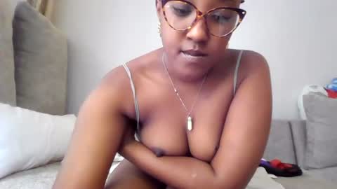 Snapshot of sexycookien chatting on July 16, 11:38 am SexyCookieN online show from July 16, 11:38 am