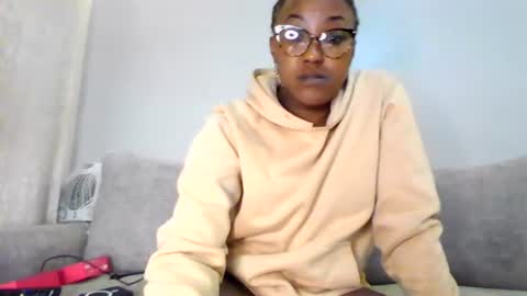 Snapshot of sexycookien chatting on July 26, 1:25 am SexyCookieN online show from July 26, 1:25 am
