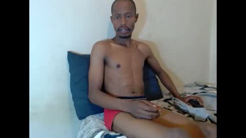 sexycouplexx01 online show from March 6, 2:24 pm