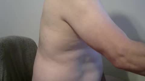 Snapshot of sexycruze chatting on May 1, 5:23 am sexycruze online show from May 1, 5:23 am