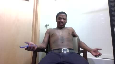 Snapshot of sexydavido chatting on November 7, 3:17 am TreySexxxy online show from November 7, 3:17 am