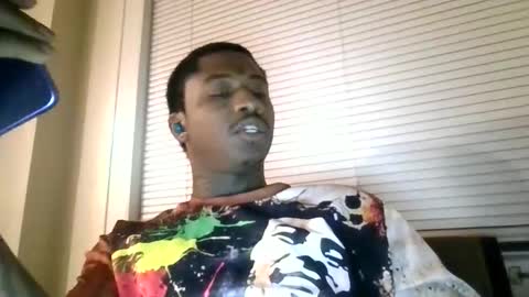 Snapshot of sexydavido chatting on November 25, 1:22 pm TreySexxxy online show from November 25, 1:22 pm