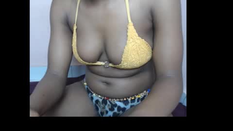 sexydebabe online show from September 29, 8:35 pm