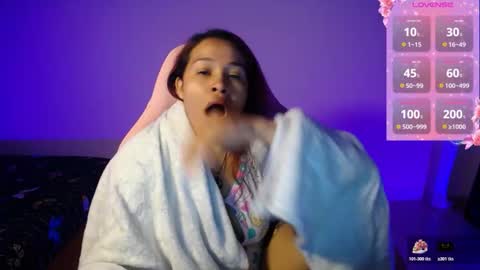 sexydiabliita online show from February 18, 1:01 am