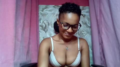 Snapshot of sexydoll32 chatting on July 14, 10:26 pm sexydoll32 online show from July 14, 10:26 pm