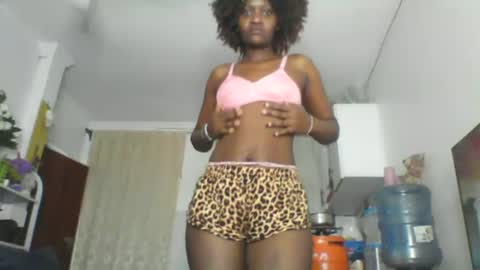 Snapshot of sexydotty382074 chatting on June 22, 2:57 am sexydotty382074 online show from June 22, 2:57 am