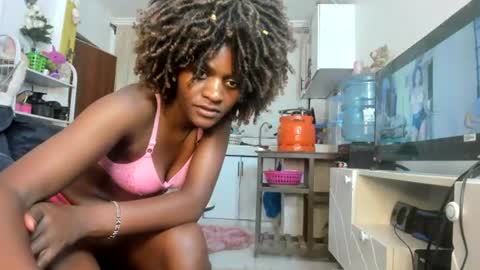 Snapshot of sexydotty382074 chatting on June 23, 3:15 am sexydotty382074 online show from June 23, 3:15 am