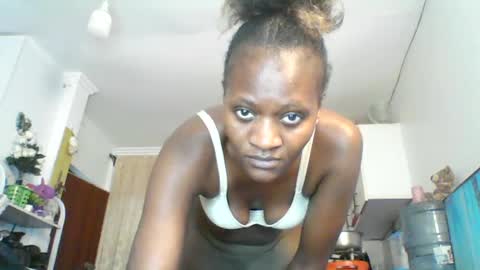Snapshot of sexydotty382074 chatting on June 30, 4:46 am sexydotty382074 online show from June 30, 4:46 am