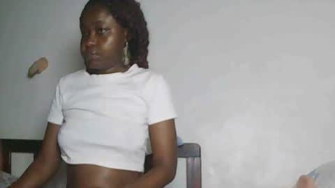 Snapshot of sexyebony283378 chatting on July 22, 10:07 am sexyebony283378 online show from July 22, 10:07 am