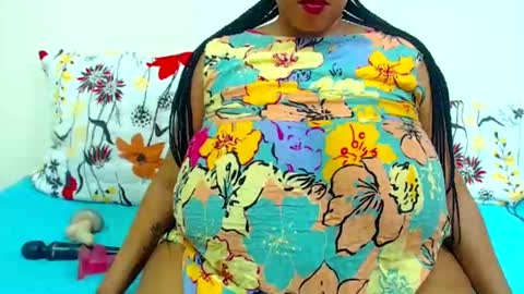 Snapshot of sexyebonylove89 chatting on February 17, 9:13 am sexyebonylove89 online show from February 17, 9:13 am