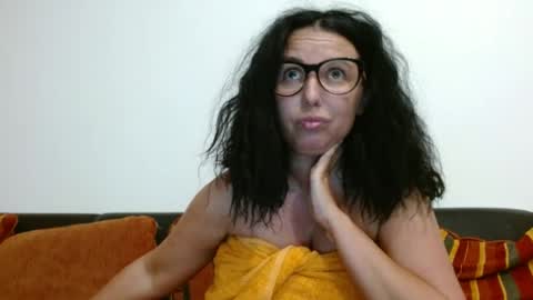 Snapshot of sexyerikka chatting on June 20, 11:24 am Eva online show from June 20, 11:24 am