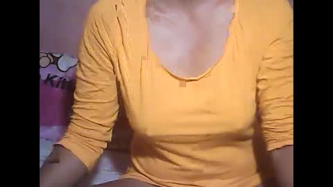 Snapshot of sexyexotica1 chatting on January 30, 10:51 pm sexyexotica1 online show from January 30, 10:51 pm