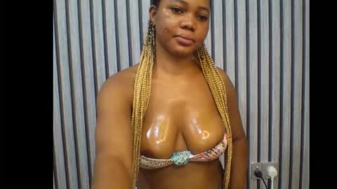 Snapshot of sexyeye368293 chatting on November 2, 10:50 am sexyeye368293 online show from November 2, 10:50 am